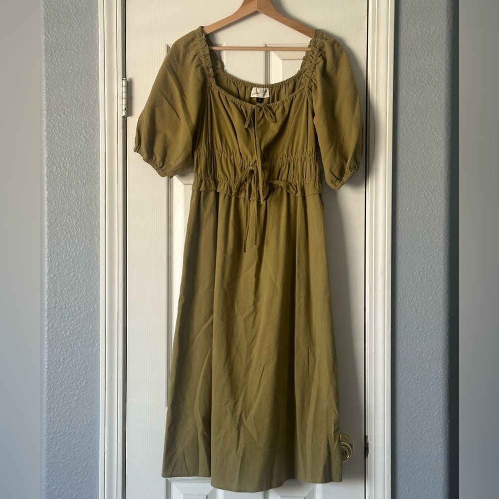 Universal Thread Olive Midi Dress - Picture 2 of 3